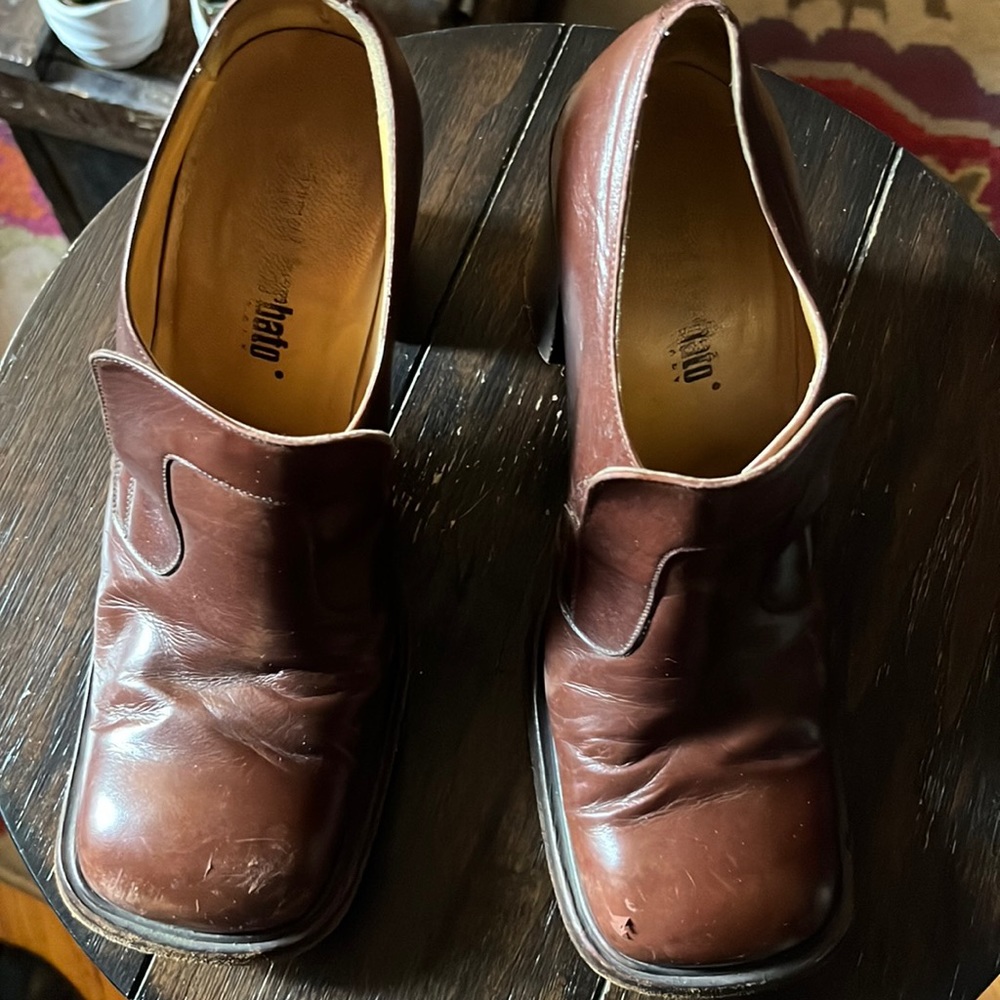 Vintage Brown Heeled Square Toed Block Heels 37 1/2 IT size 7